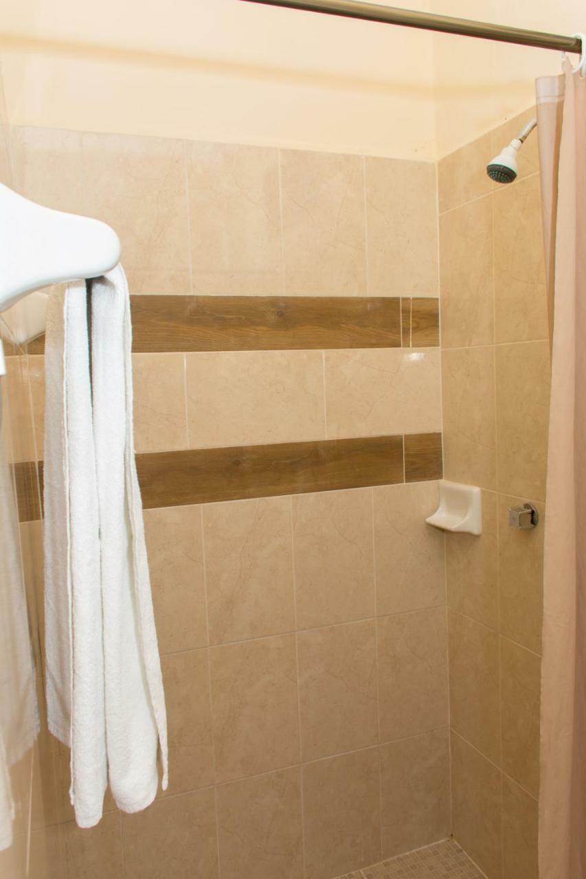 Hotel San Miguel Progreso  Buitenkant foto